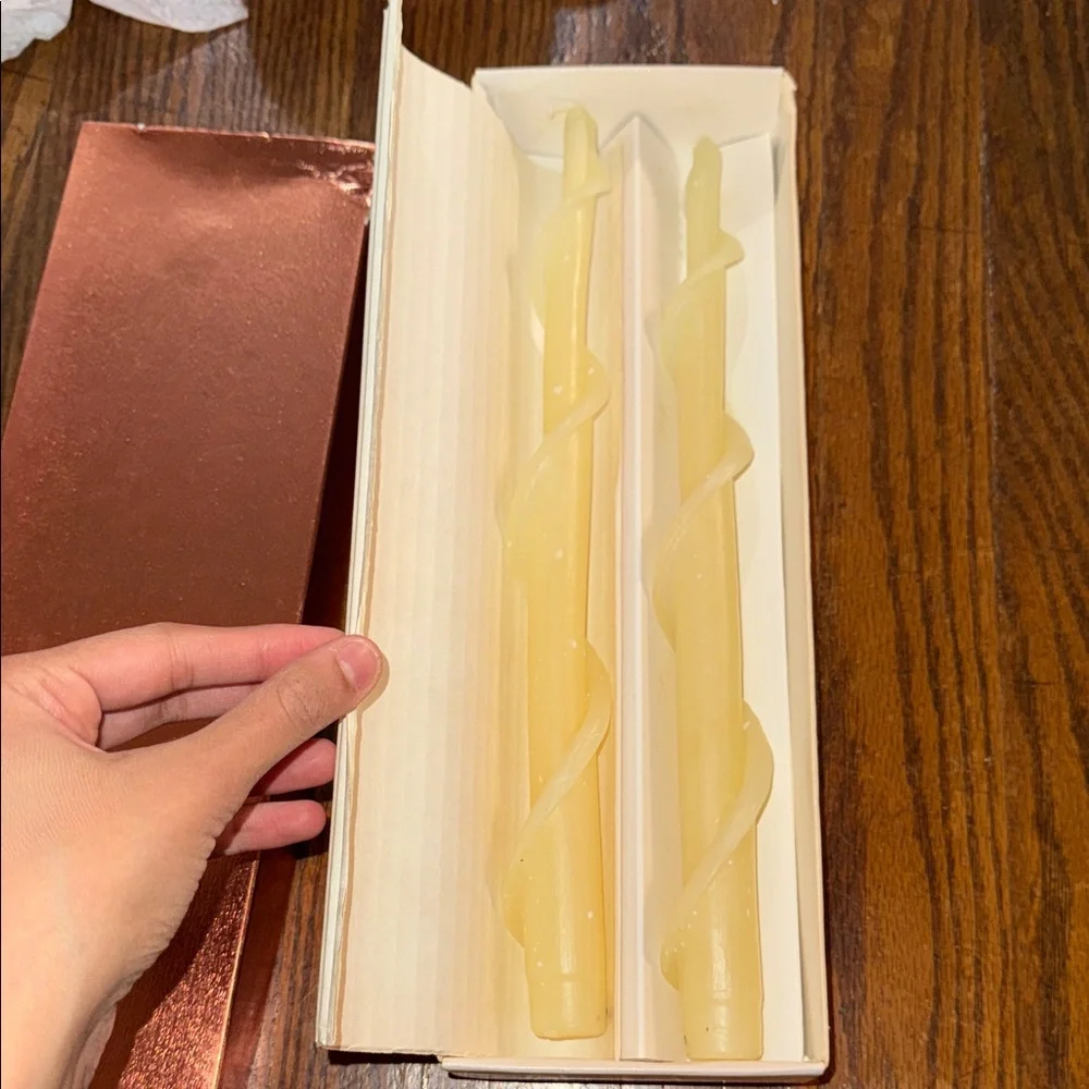 Elegant Cream Spiral Taper Candles